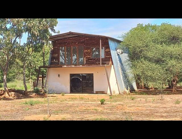 FARM FOR SALE IN MOPANE